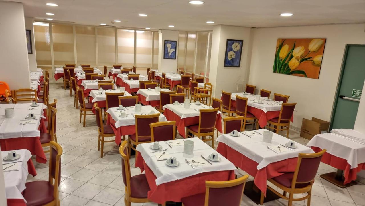 Hotel Regina Lignano Sabbiadoro Bagian luar foto